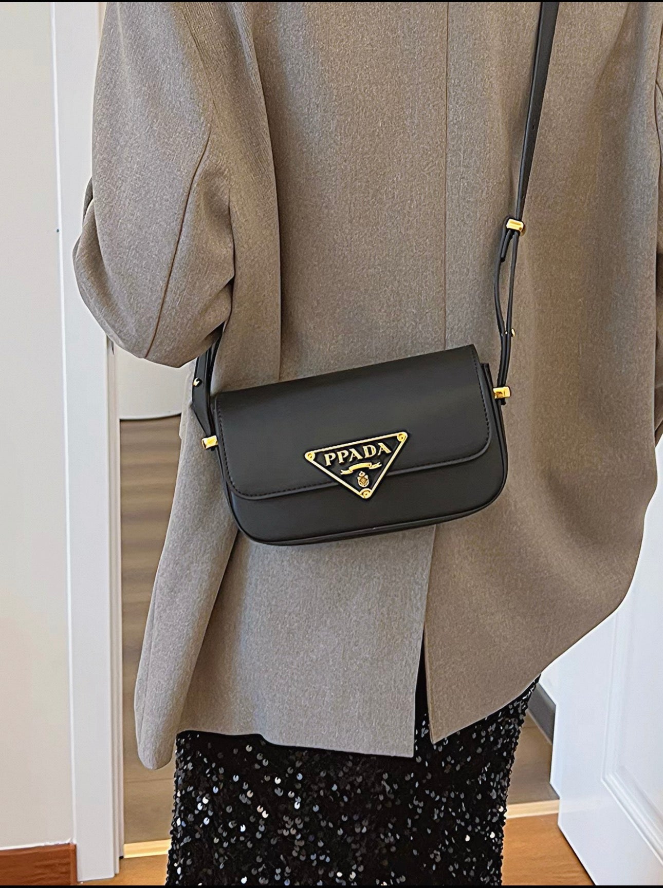 Petit sac PRADA élégant