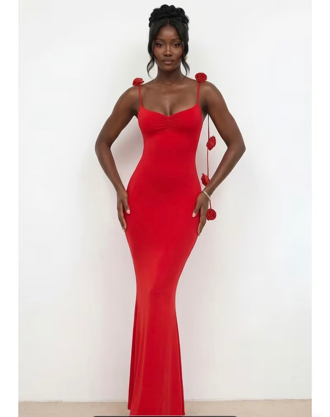 Robe Rouge Élégance