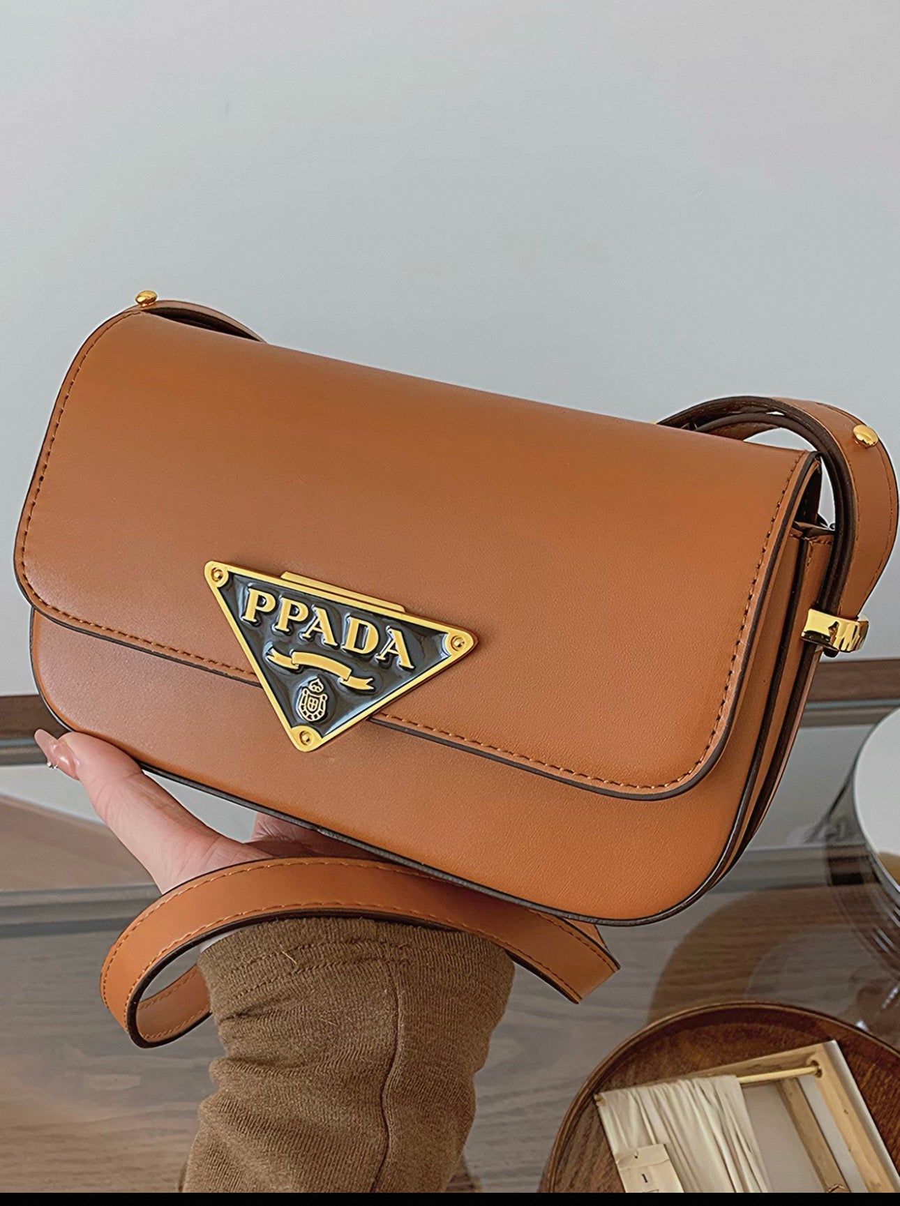 Petit sac PRADA élégant