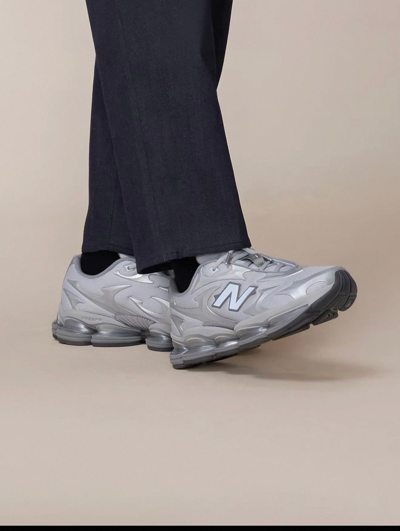 New Balance 2000