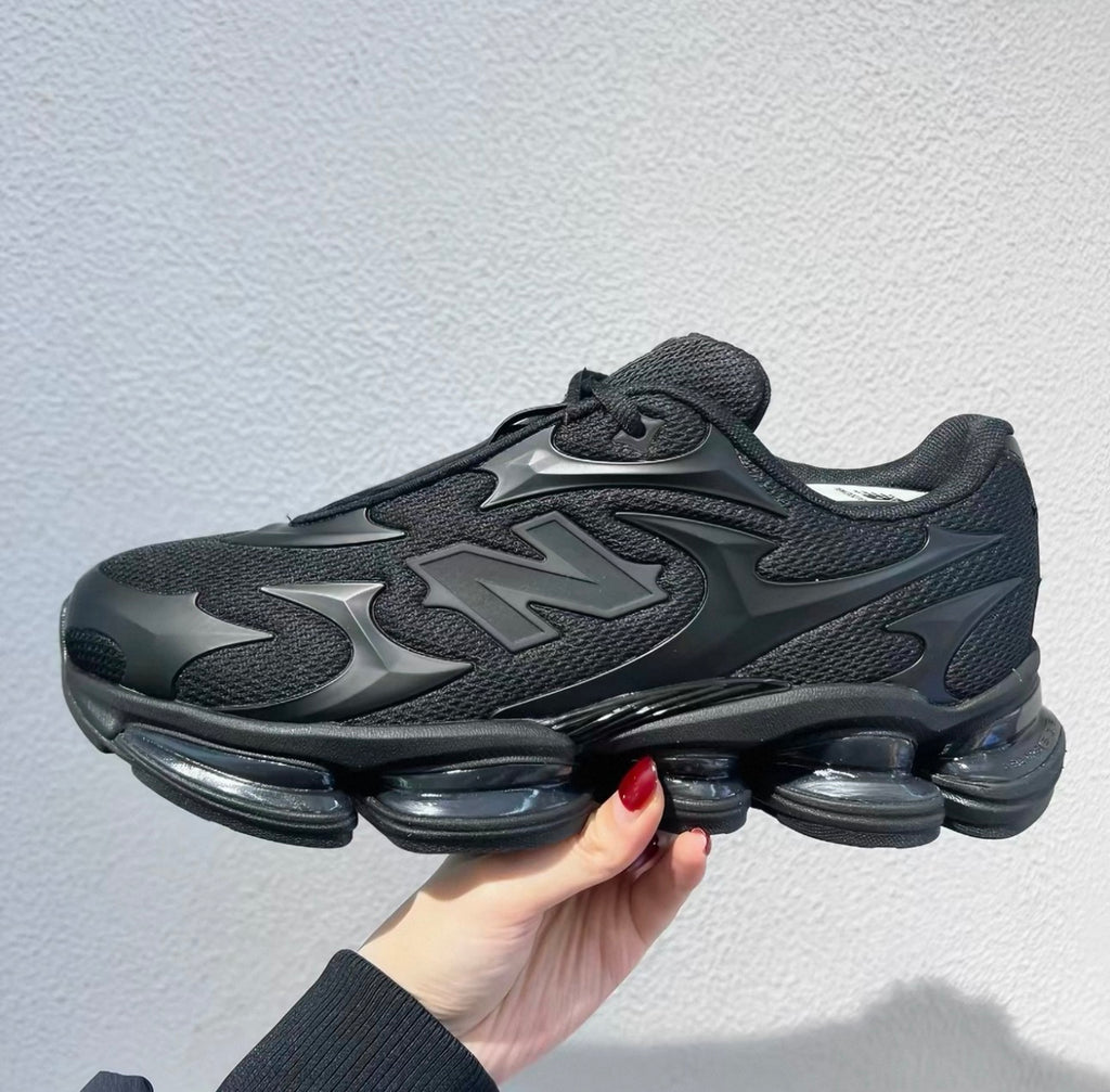 New Balance 2000