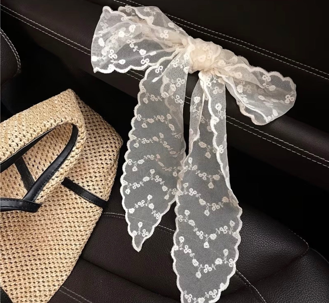Bandeau Dentelle Élégance