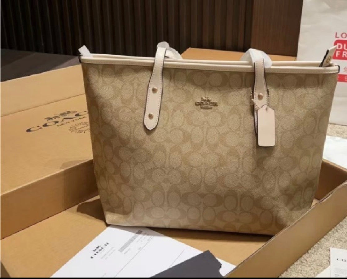 Sac COACH  Bandoulière Grand Élégance