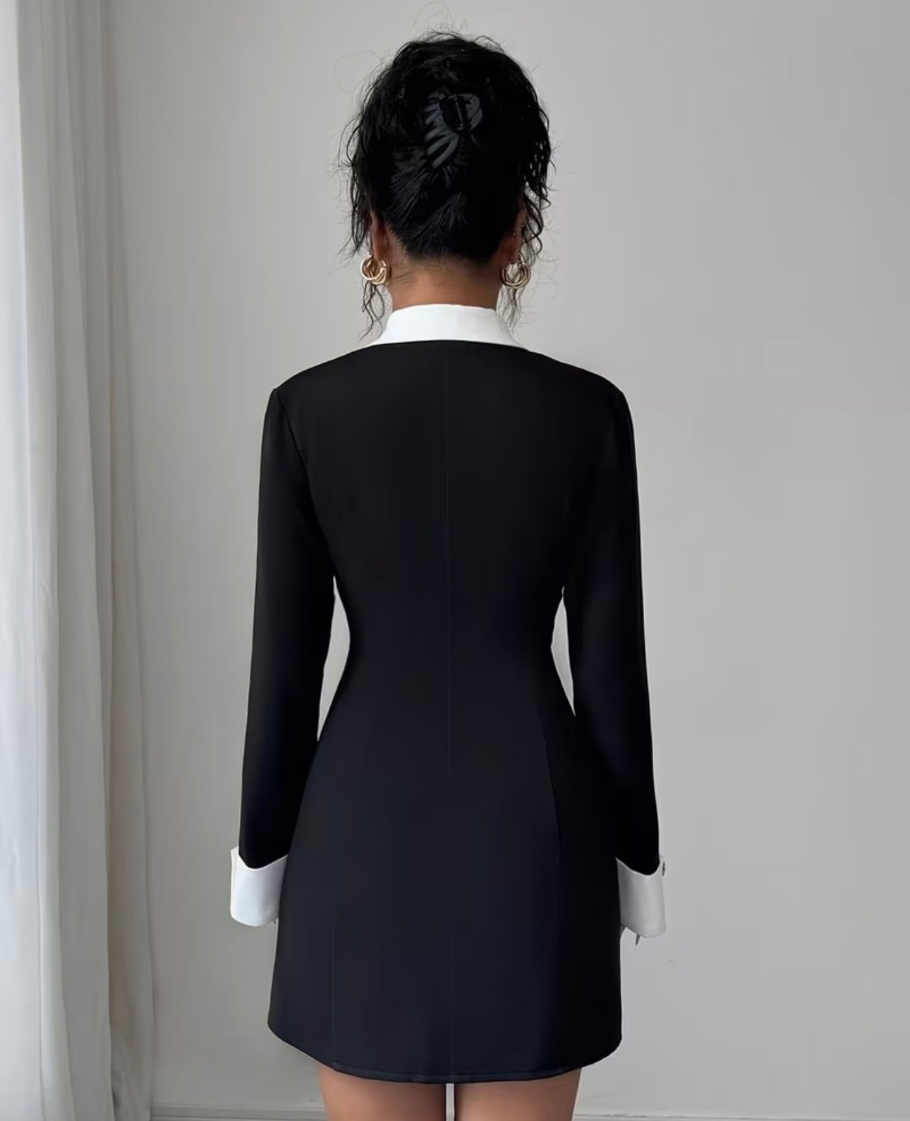 Robe Parisienne Élégance
