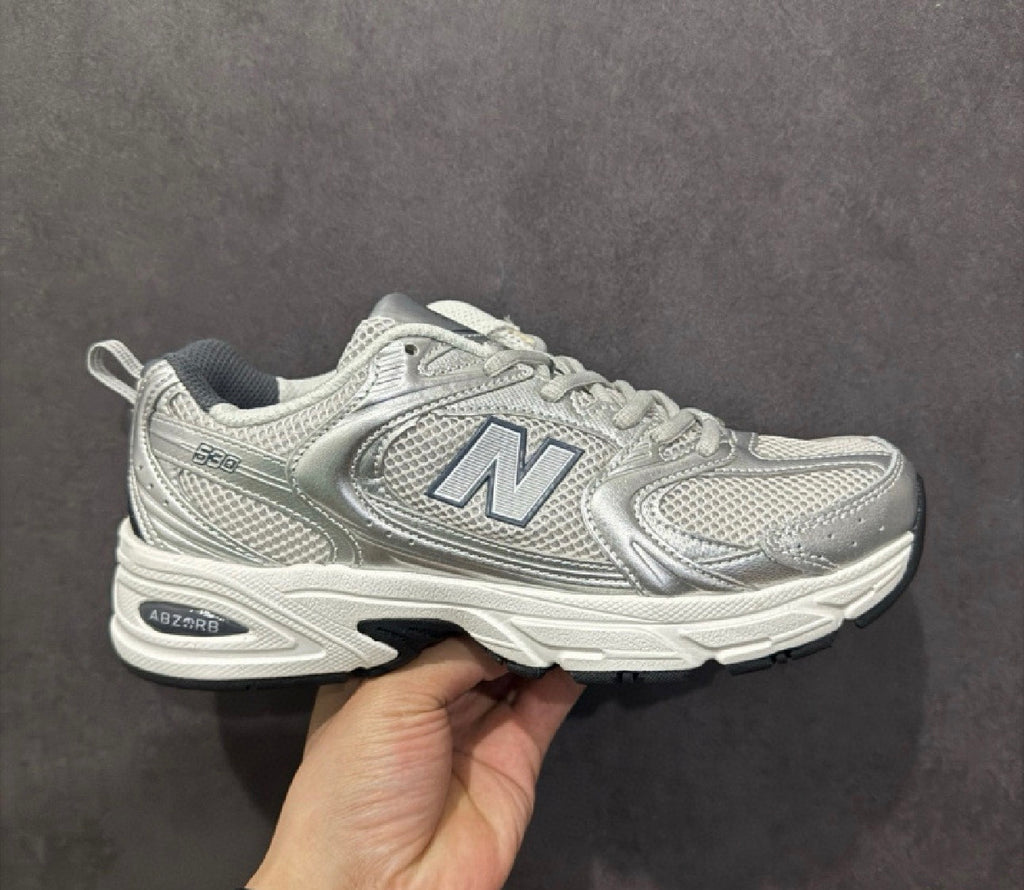 New Balance 530