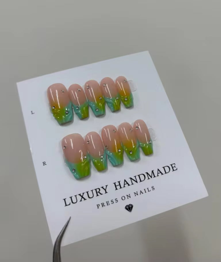 Lots de 10 Press-On Nails – Faits main avec soin