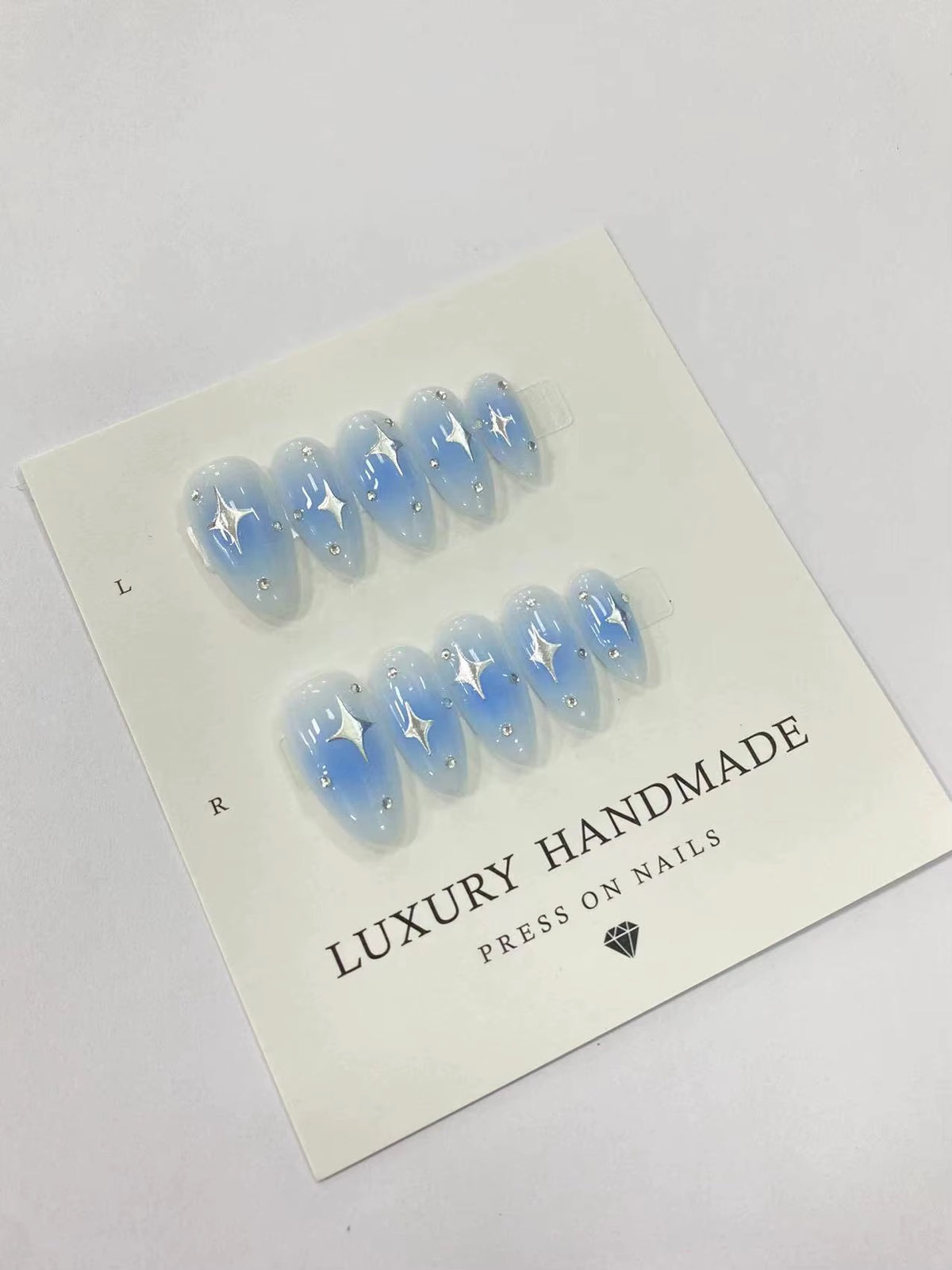 Lots de 10 Press-On Nails – Faits main avec soin