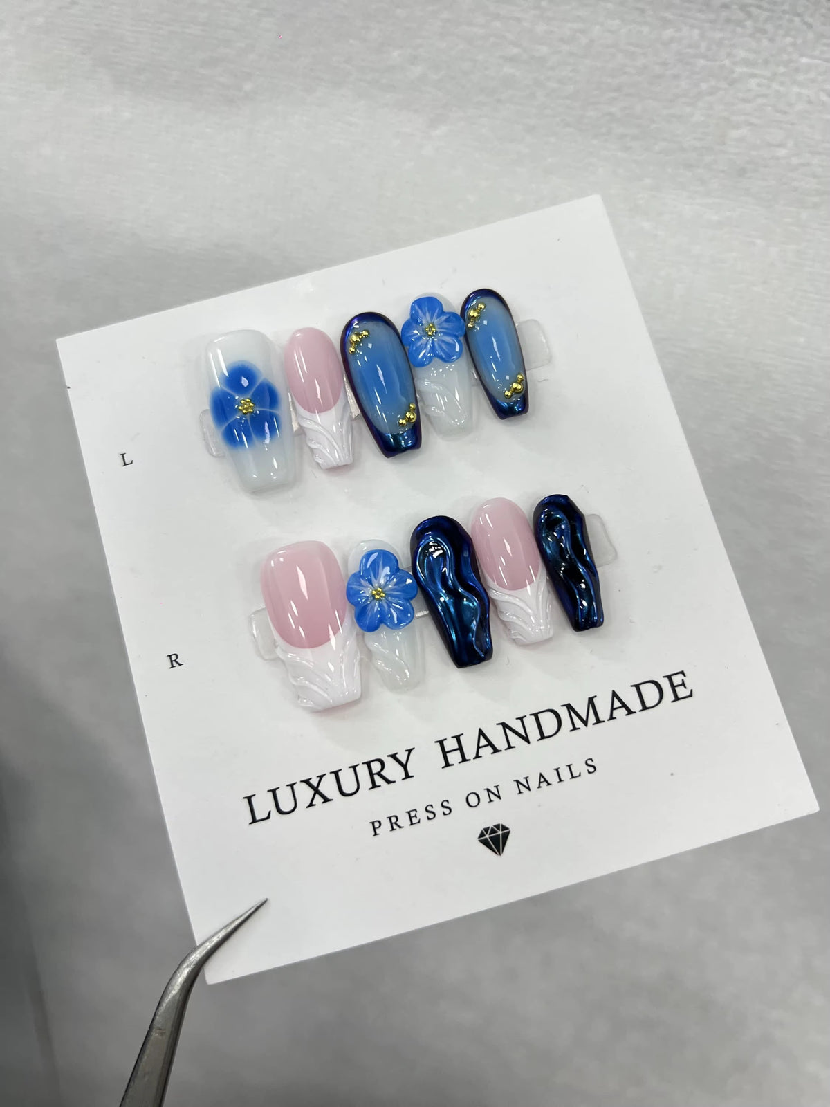 Lots de 10 Press-On Nails – Faits main avec soin