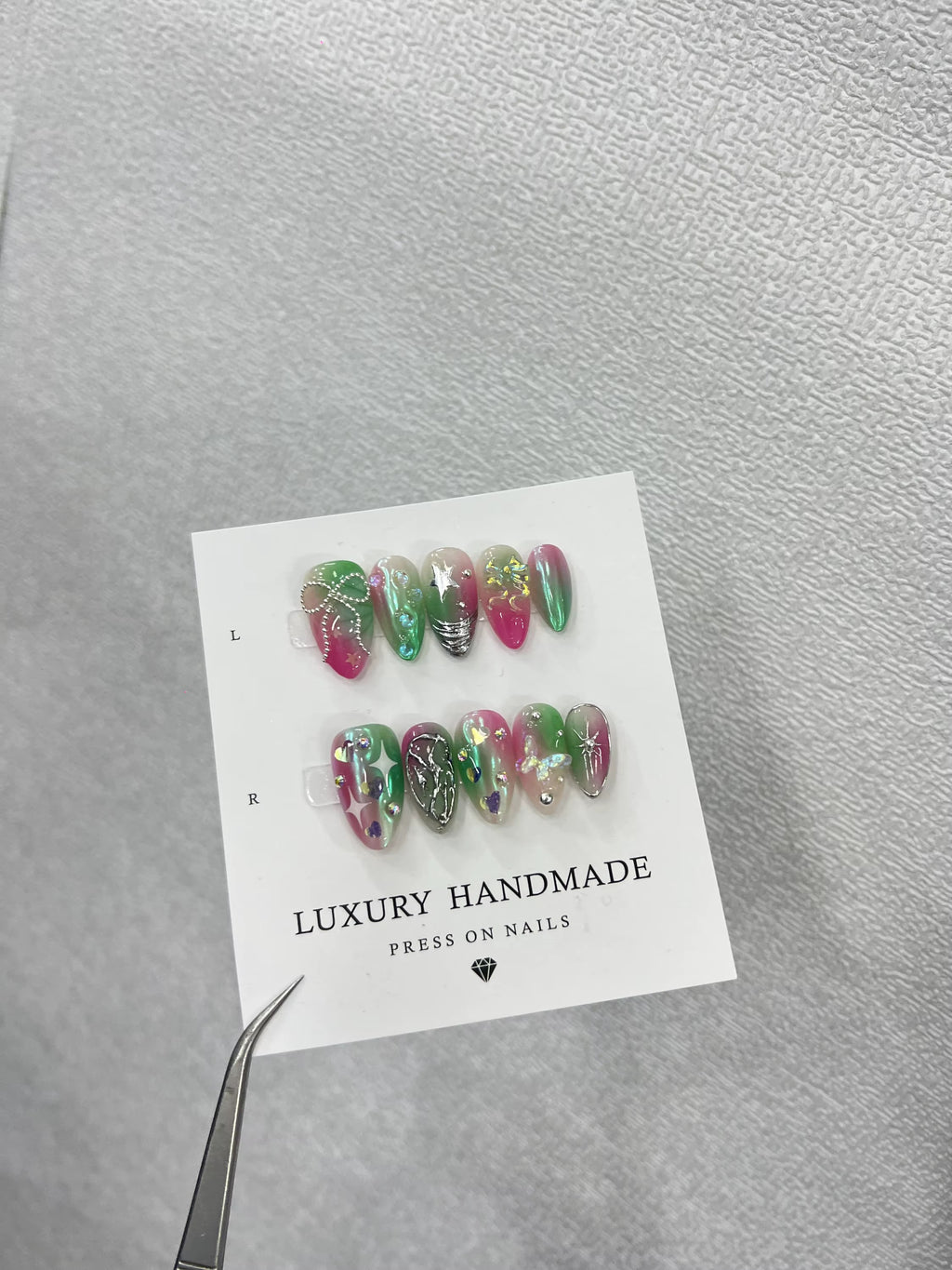 Lots de 10 Press-On Nails – Faits main avec soin