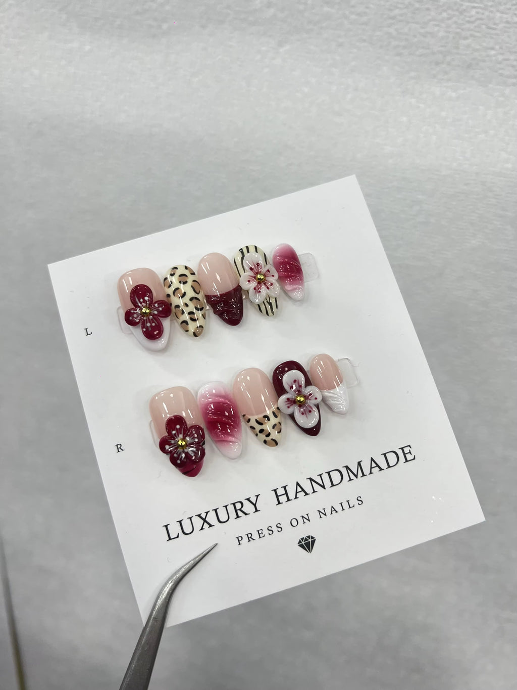 Lots de 10 Press-On Nails – Faits main avec soin