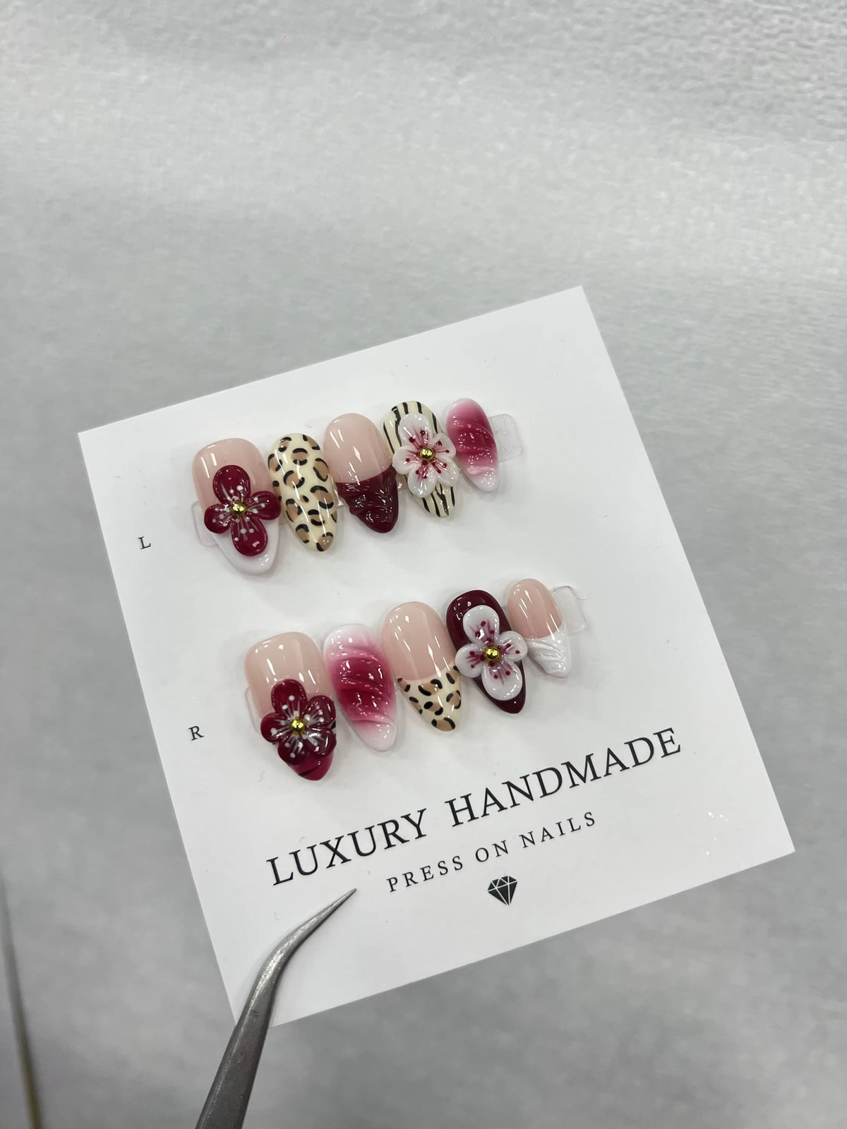 Lots de 10 Press-On Nails – Faits main avec soin