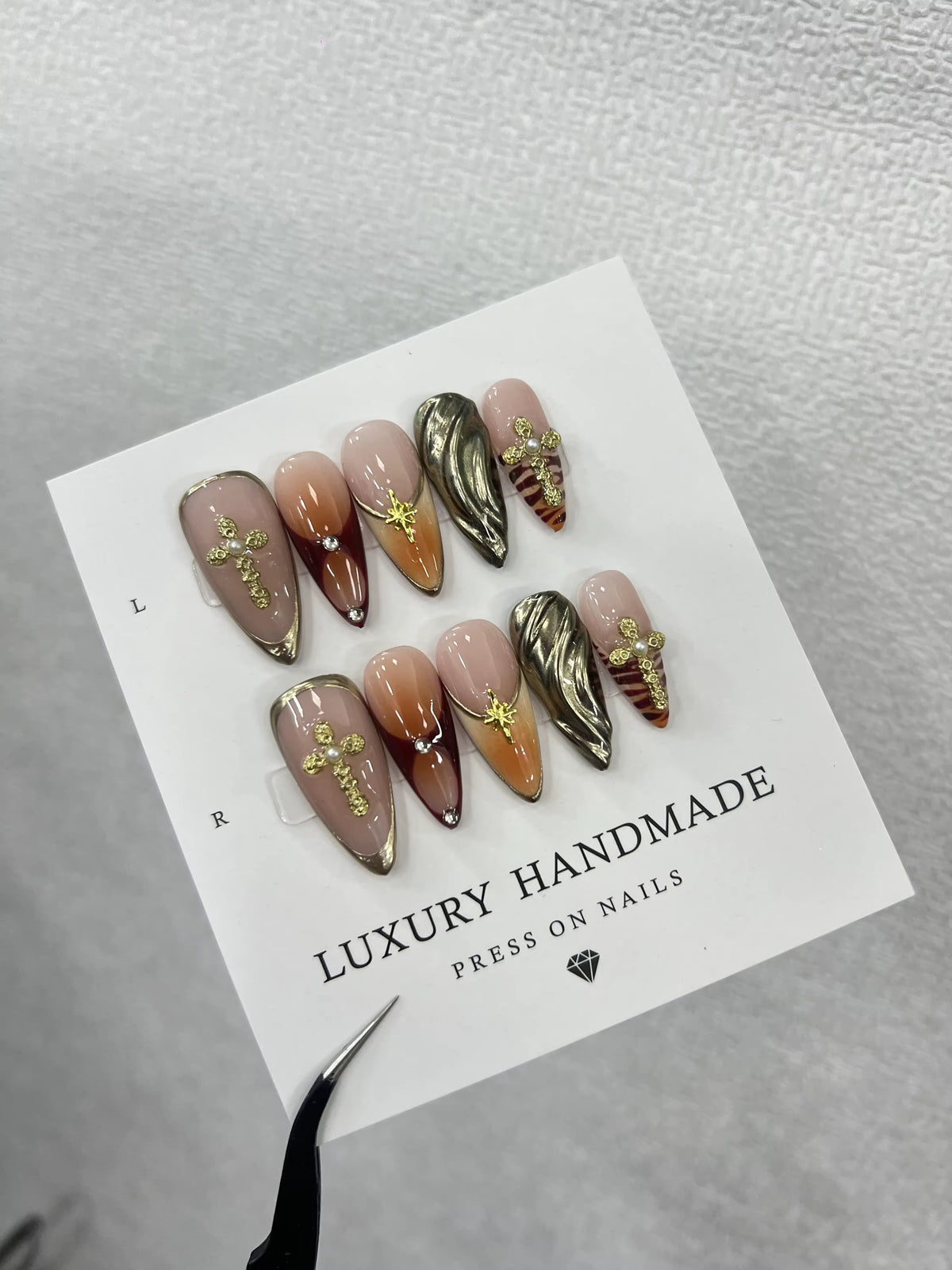 Lots de 10 Press-On Nails – Faits main avec soin