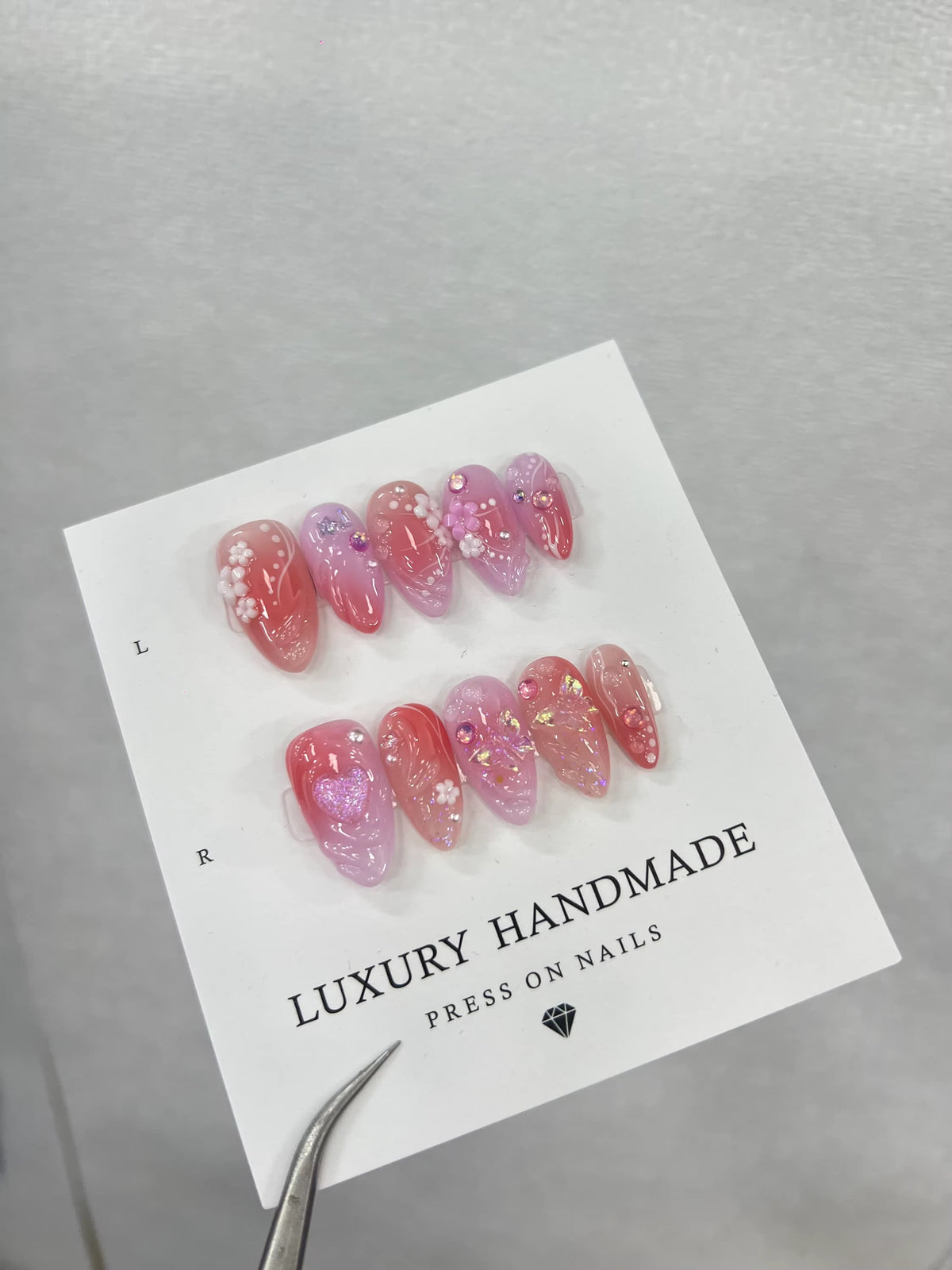 Lots de 10 Press-On Nails – Faits main avec soin