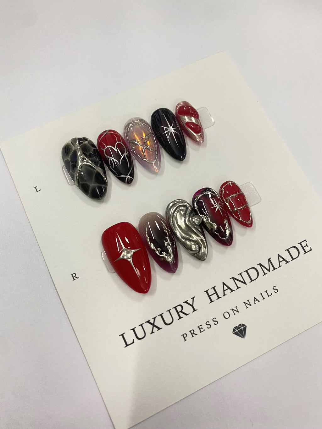 Lots de 10 Press-On Nails – Faits main avec soin