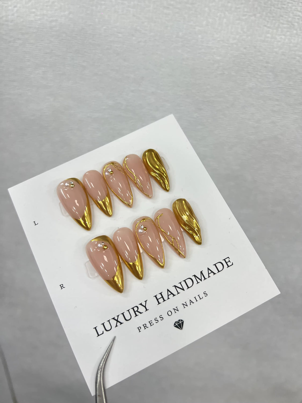 Lots de 10 Press-On Nails – Faits main avec soin