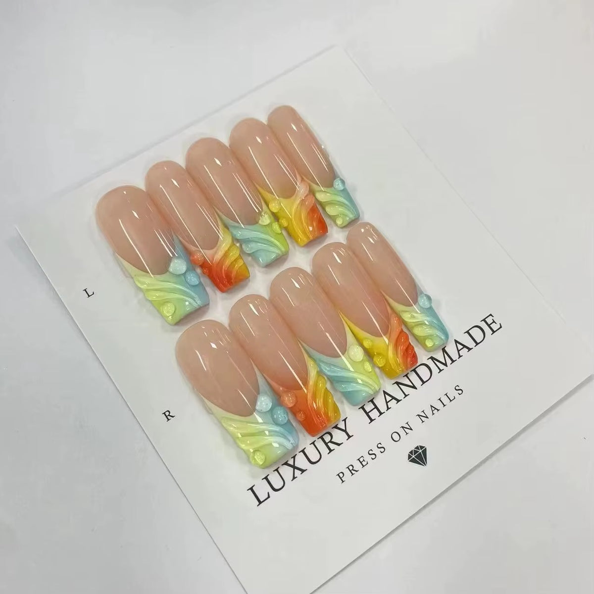 Lots de 10 Press-On Nails – Faits main avec soin