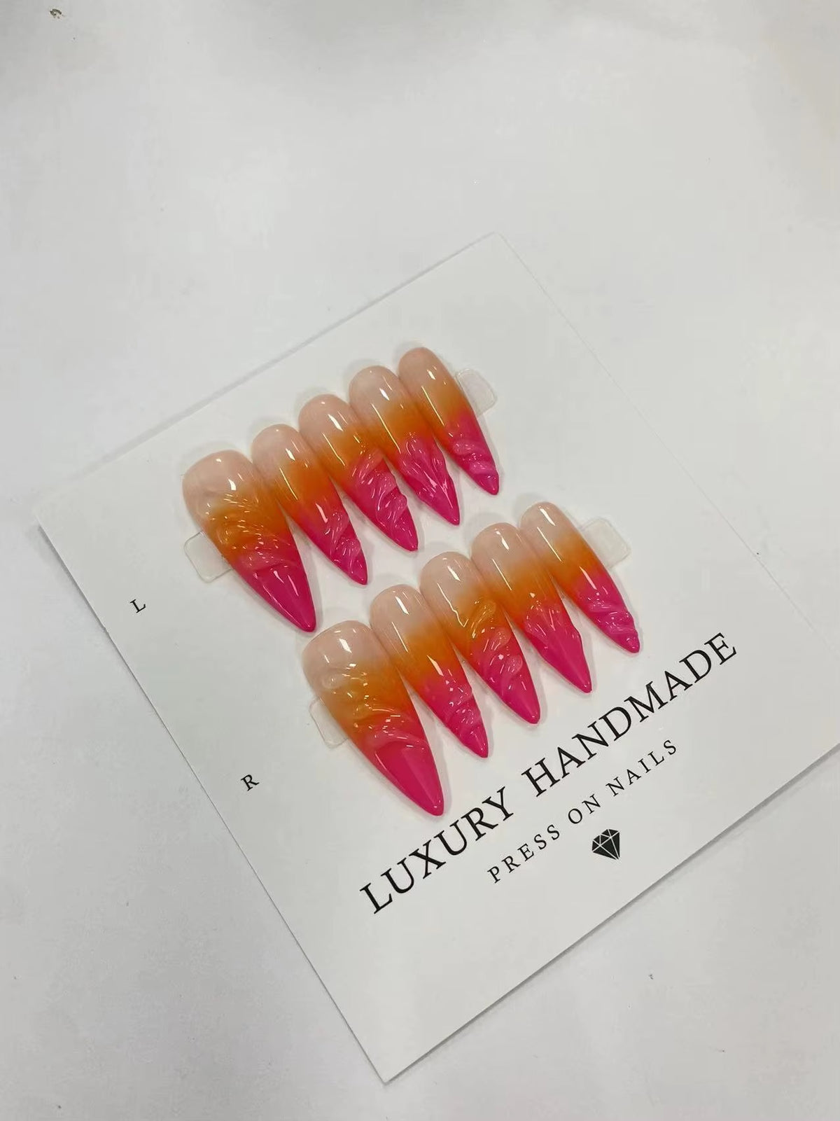 Lots de 10 Press-On Nails – Faits main avec soin