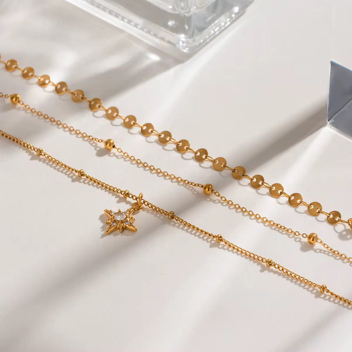 Collier Trinity – AVÉLORA