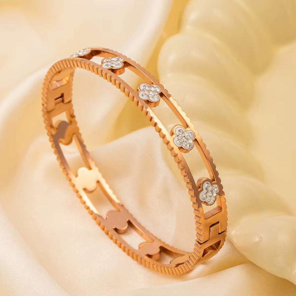 Bracelet Trèfle Éternel - AVÉLORA