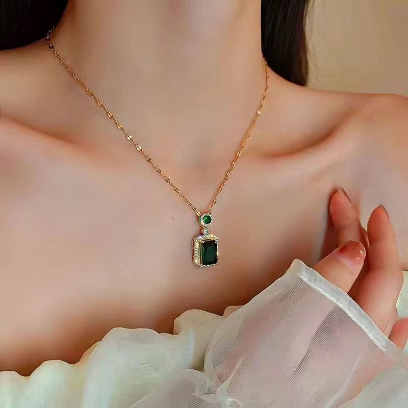 Parure Émeraude Royale – AVÉLORA