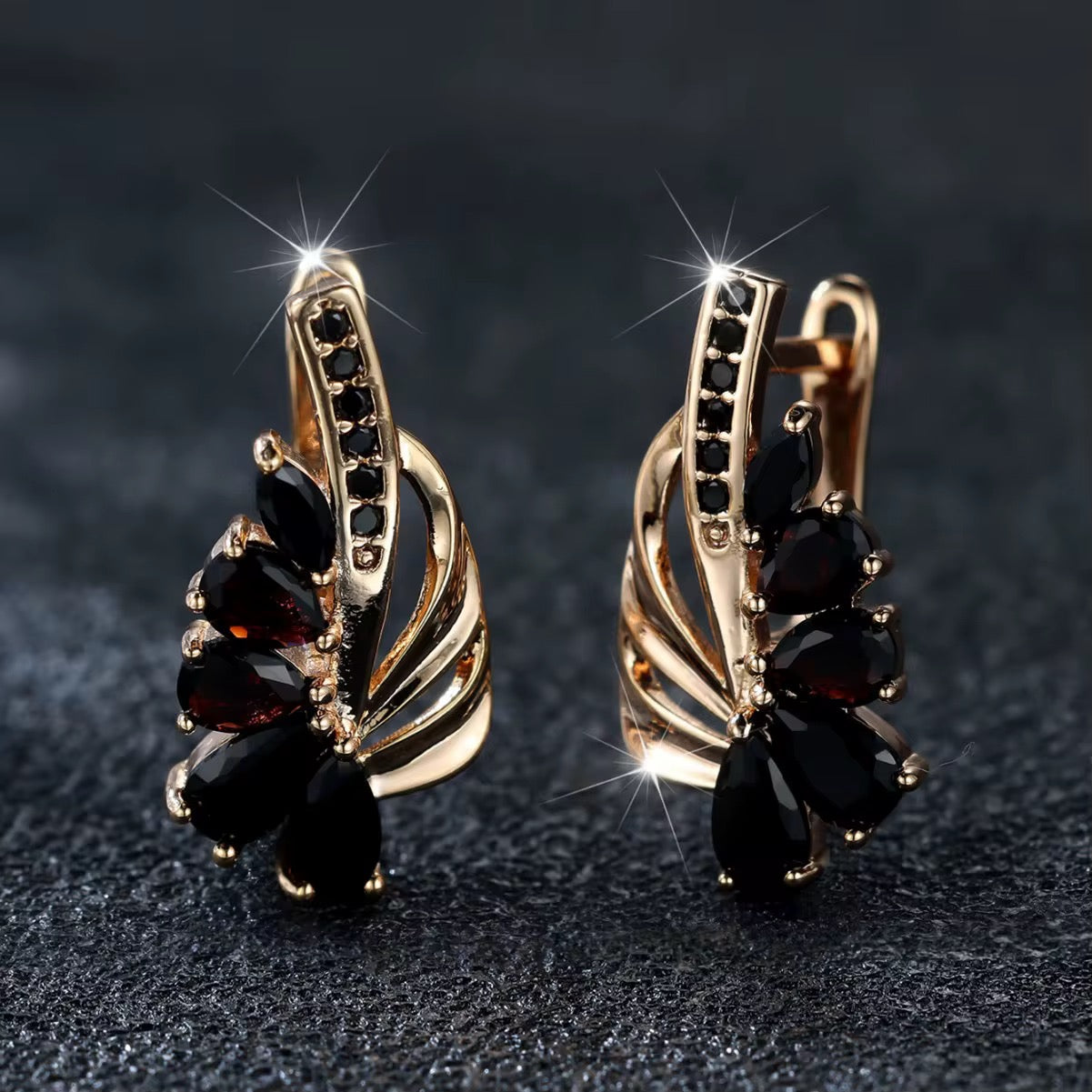 Boucles d’Oreilles Fleur d’Éclat – AVÉLORA
