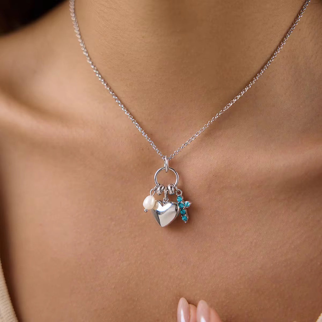 Collier Croix Lumina – AVÉLORA
