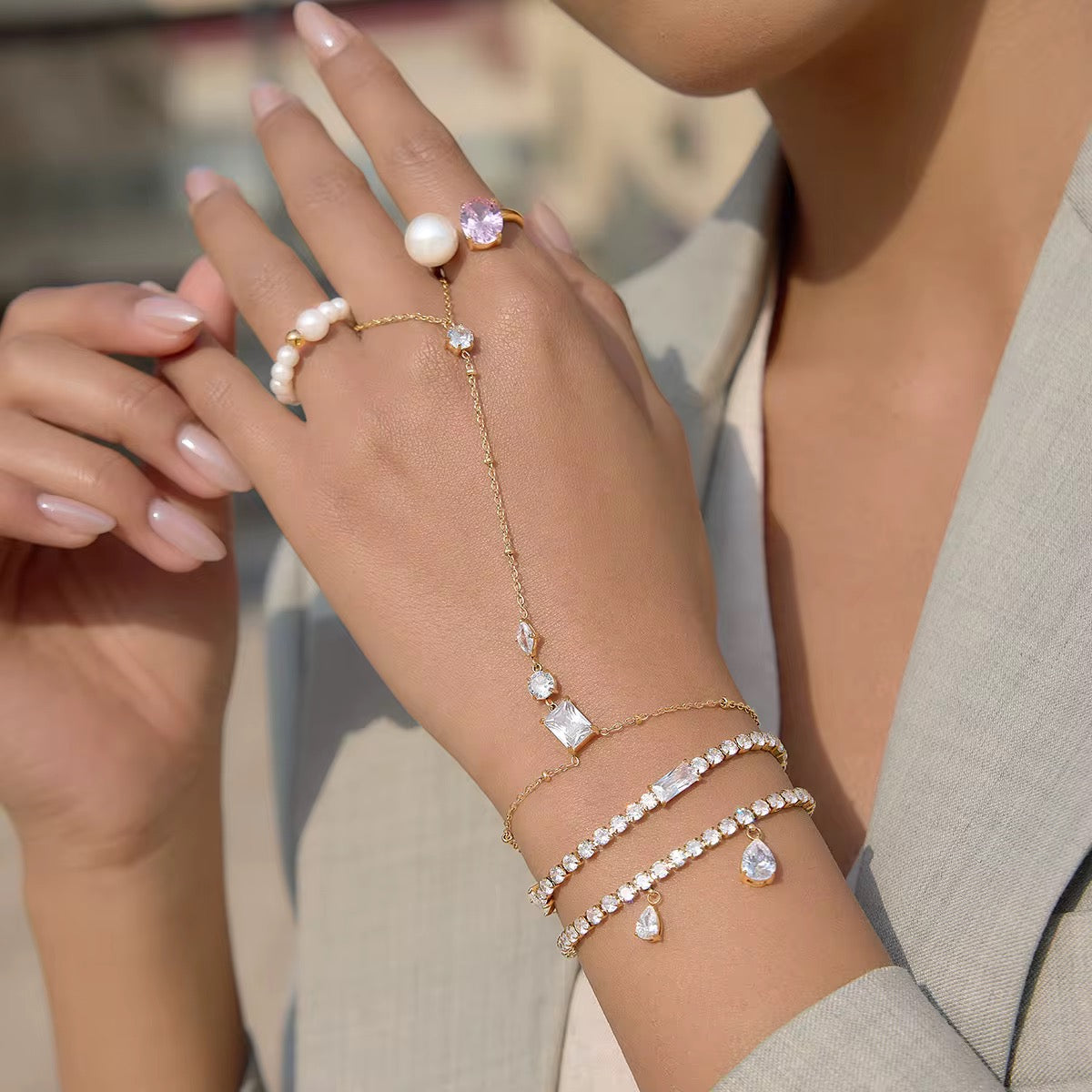 Bracelet de Main Ena - AVÉLORA