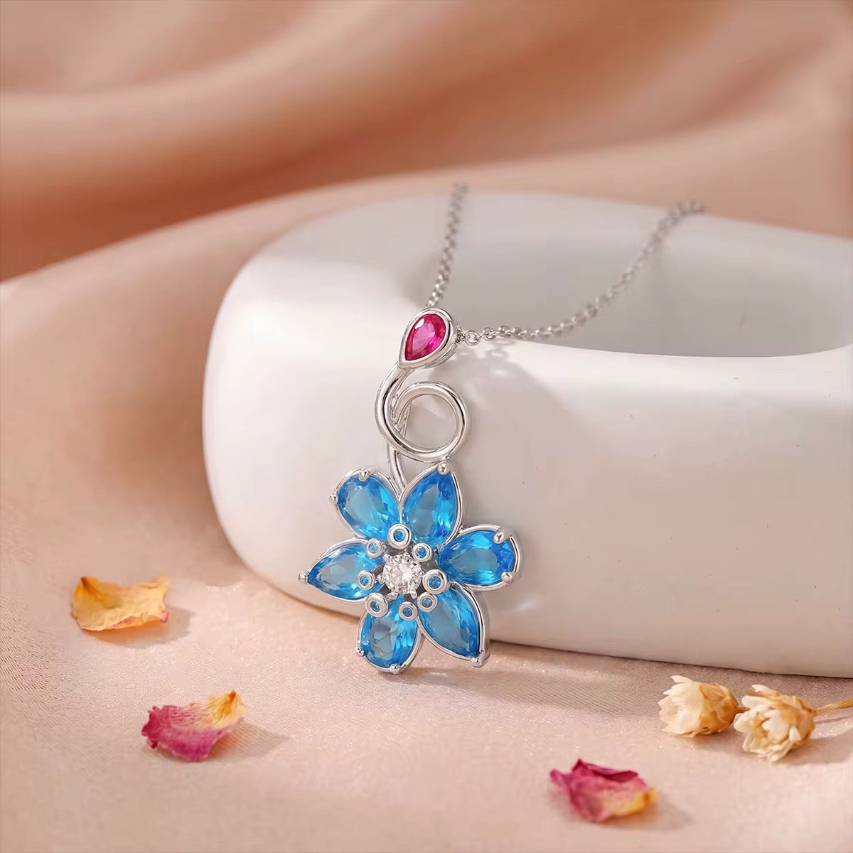 Collier Flora Nova – AVÉLORA