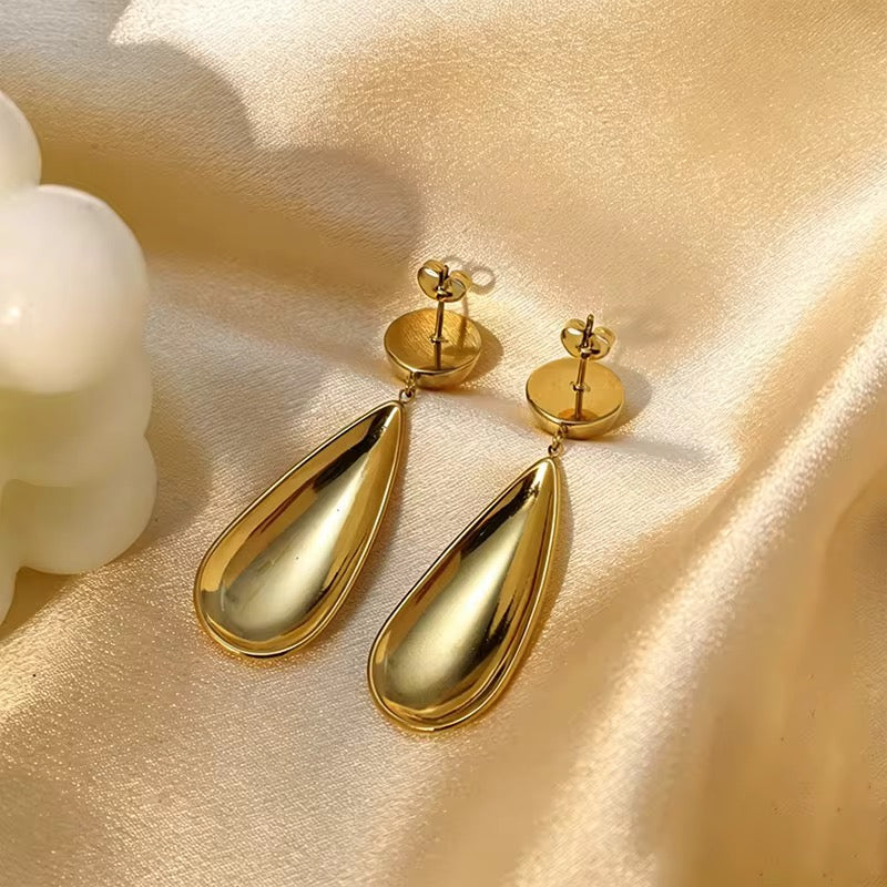 Boucles d’Oreilles Éclat Pur – AVÉLORA