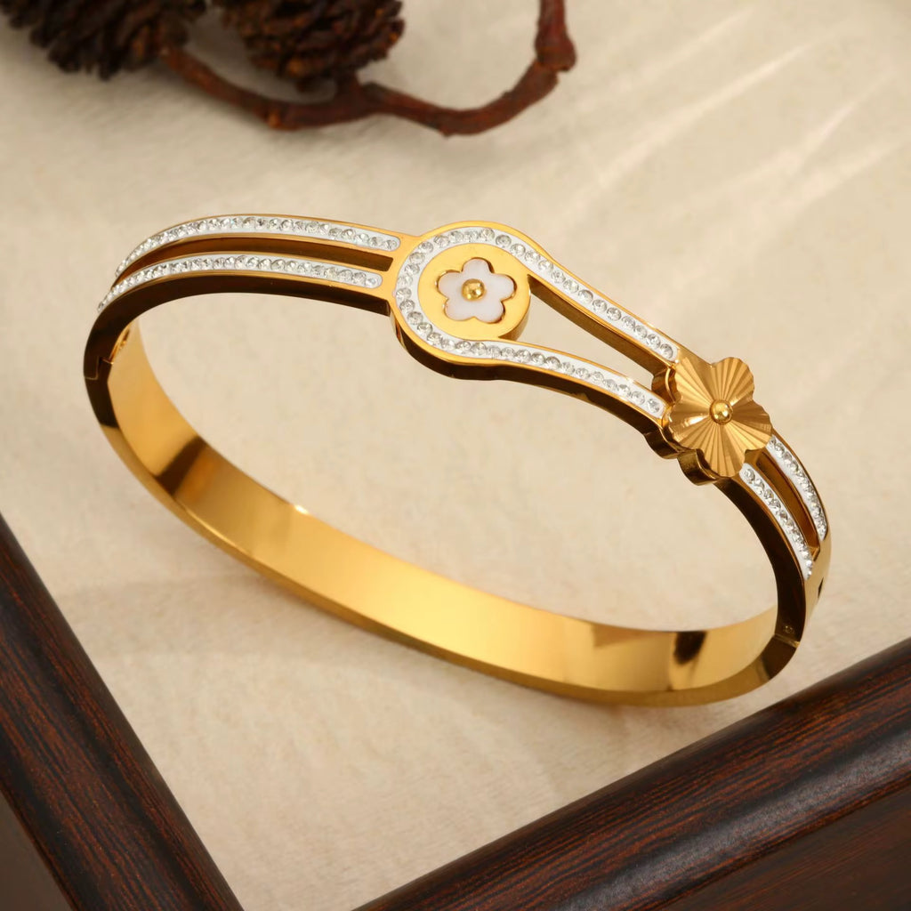 Bracelet Joker Doré – AVÉLORA