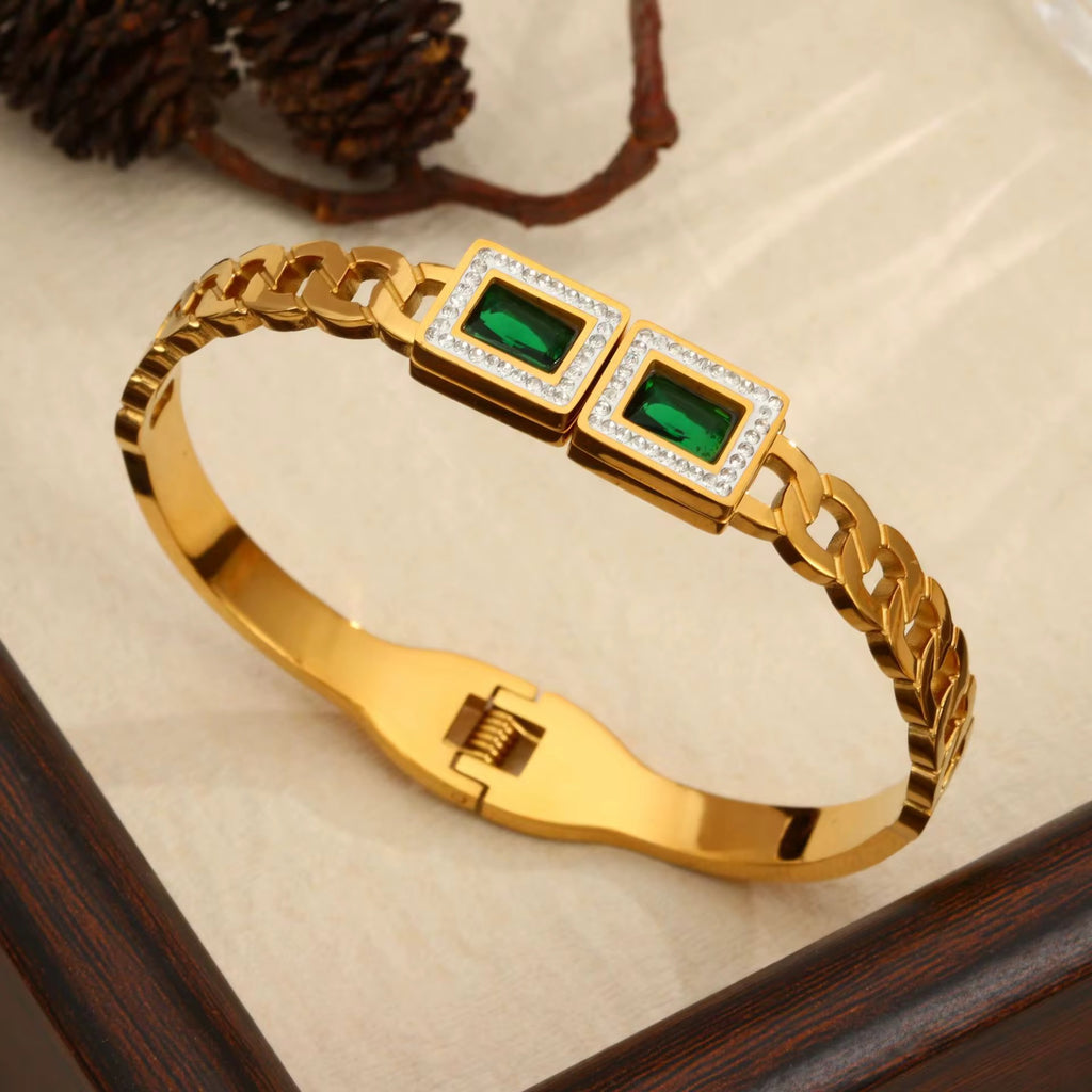 Bracelet Élégance Serena Dorée – AVÉLORA