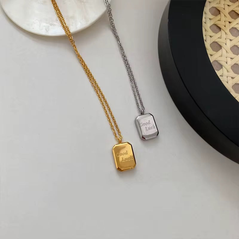 Collier Célia – AVÉLORA